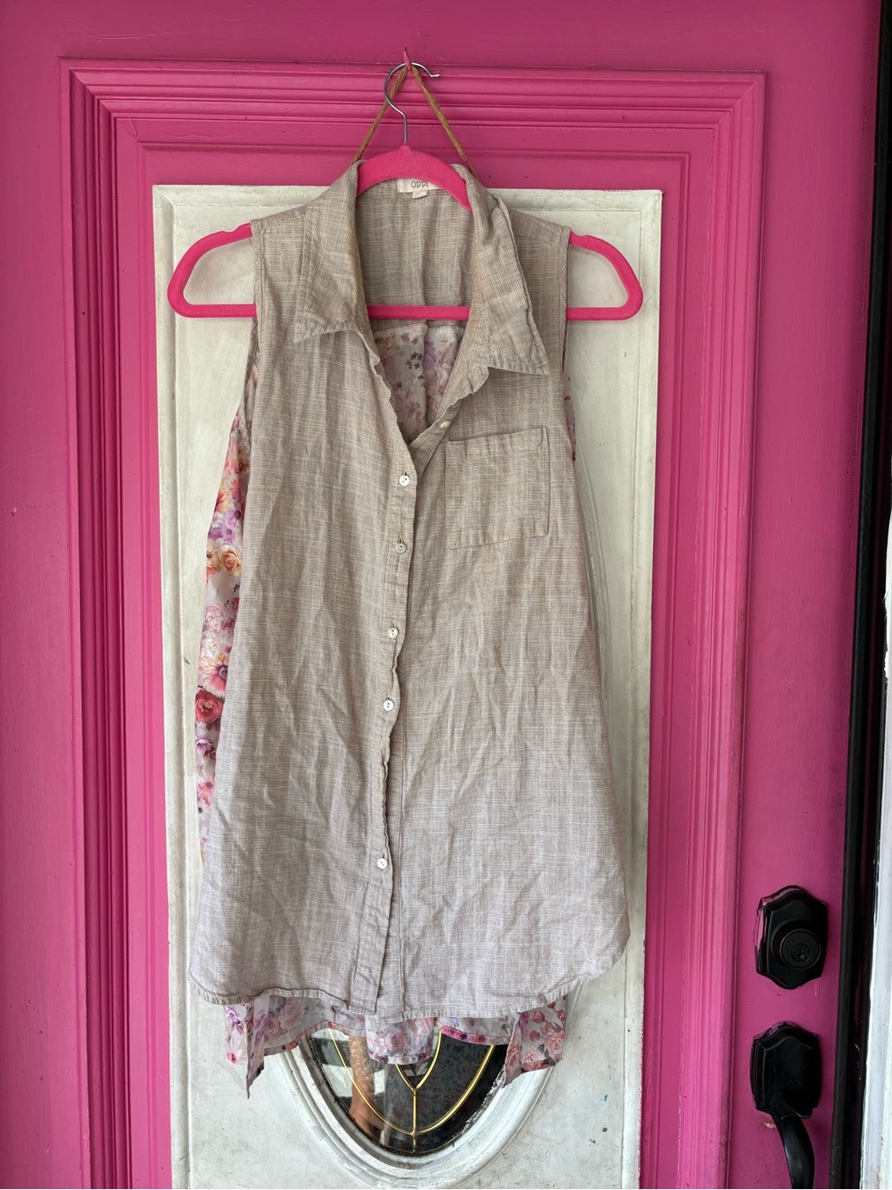 ODDY Beige Sleeveless Button-Front Tunic with Floral Back